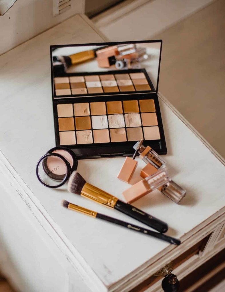 Evening makeup